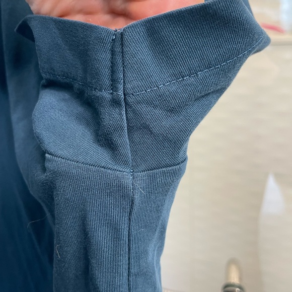 The North Face Tee - Picture 4 of 8